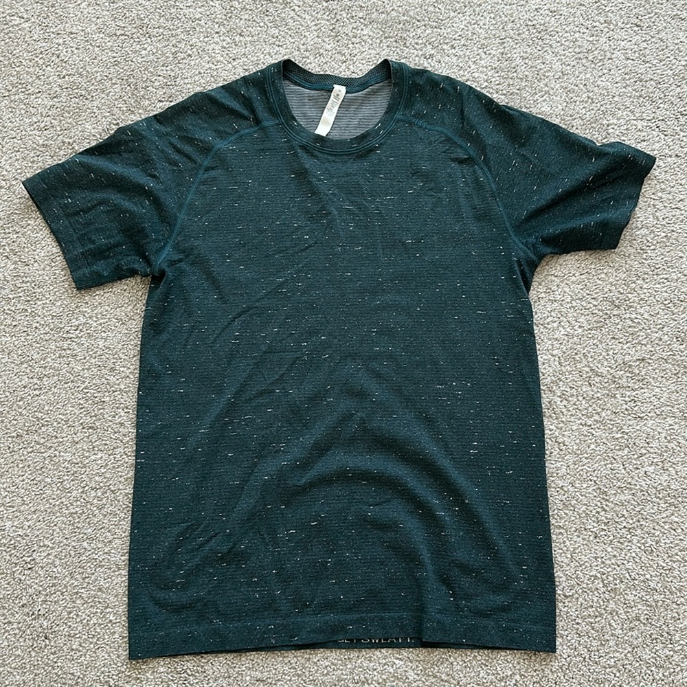 Lululemon Metal Tech Vent Performance Short Sleeve Shirt Mens Size M Green/Teal